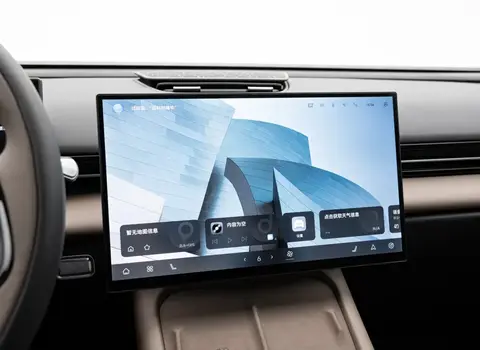 国产高颜值SUV，车长4655mm，配1.6T鲲鹏发动机+Lion 5.0智能系统